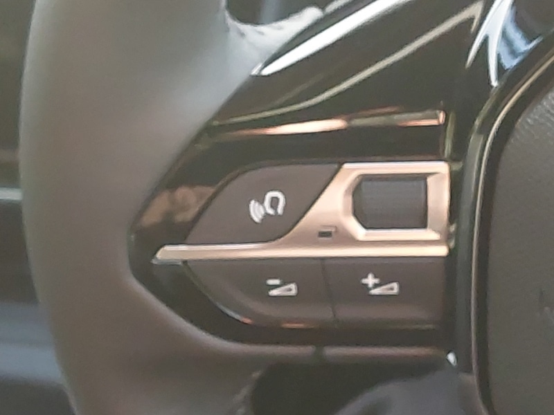 Used Peugeot 2008 2025 for sale - 76537341: Photo 13