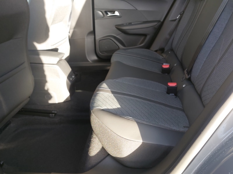 Used Peugeot 2008 2025 for sale - 76537341: Photo 6