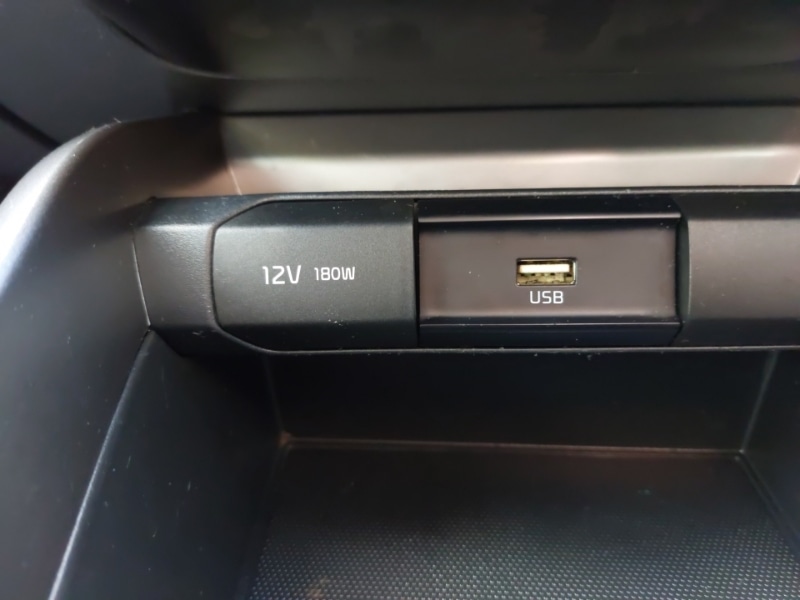 Used Kia Stonic 2022 for sale - 76639479: Photo 14