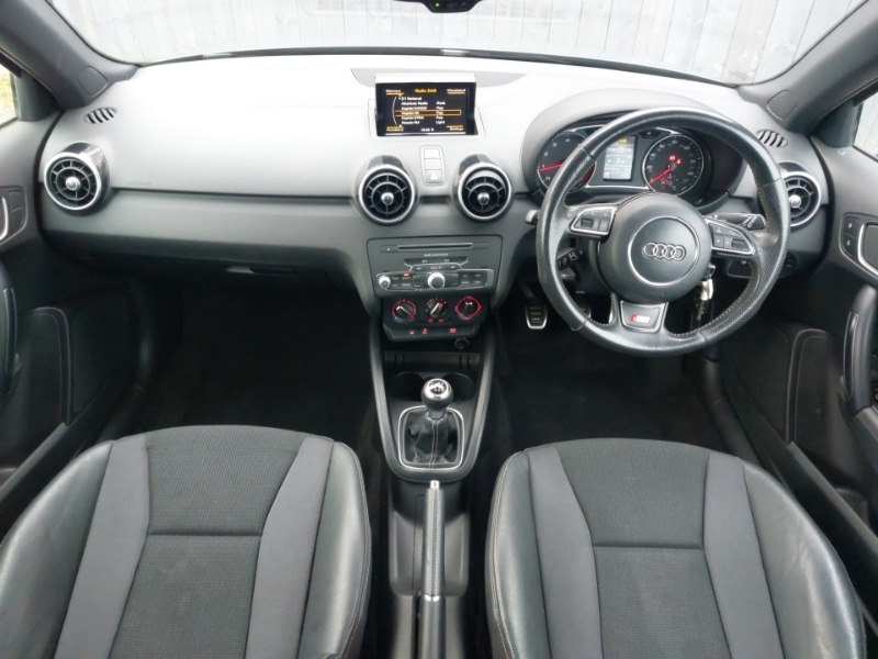 Used Audi A1 2017 for sale - 77682547: Photo 2