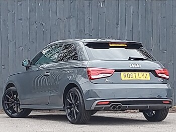 Used Audi A1 2017 for sale - 77682547: Photo