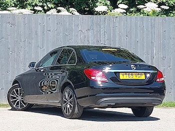 Used Mercedes-Benz C Class 2019 for sale - 79420614: Photo