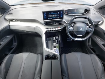 Used Peugeot 5008 2023 for sale - 79461484: Photo