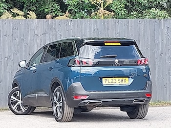Used Peugeot 5008 2023 for sale - 79461484: Photo