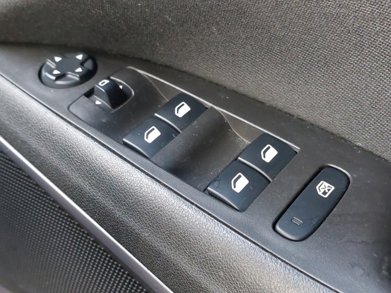 Used Vauxhall Crossland 2022 for sale - 77969160: Photo 11