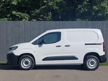 Used Citroen Berlingo 2025 for sale - 75219466: Photo