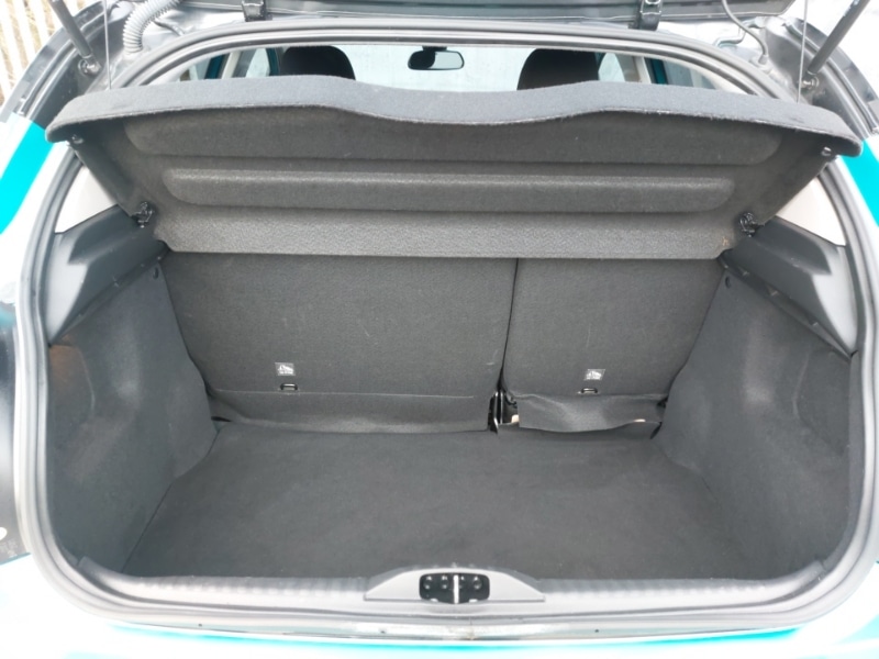 Used Citroen C3 2023 for sale - 76970129: Photo 8