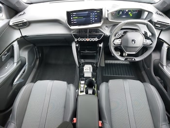 Used Peugeot 2008 2026 for sale - 78572340: Photo