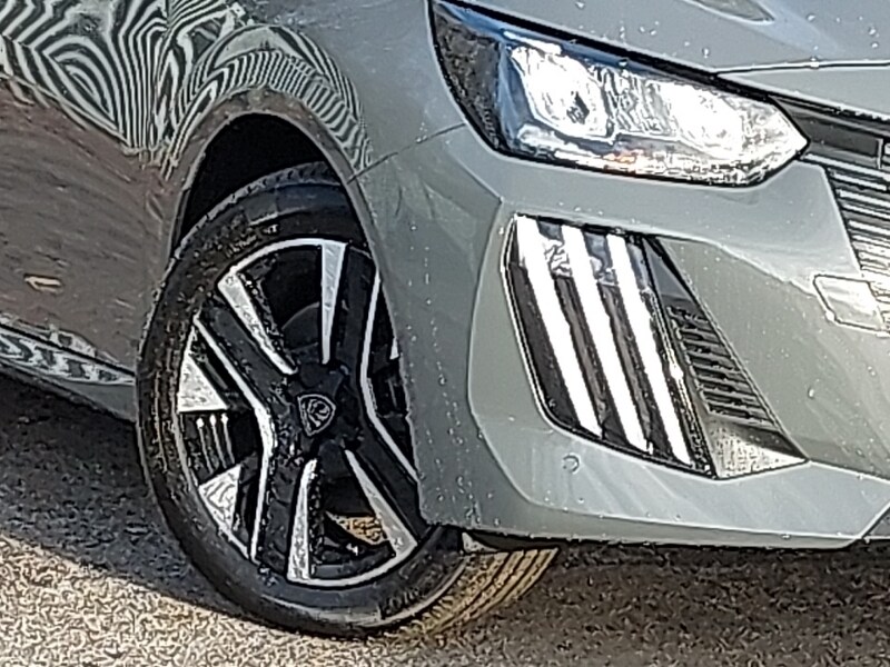 Used Peugeot 208 2025 for sale - 76651787: Photo 9