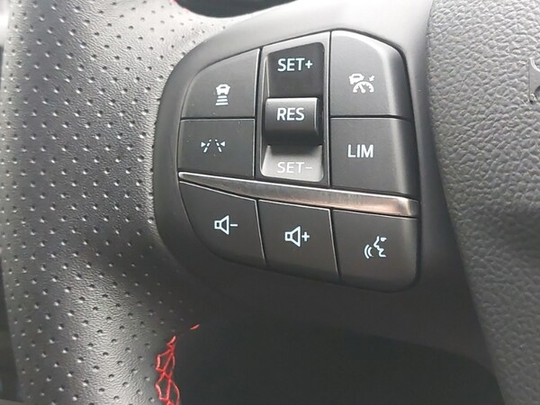 Used Ford Kuga 2025 for sale - 76134854: Photo 13