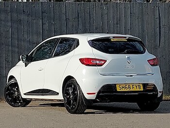 Used Renault Clio 2018 for sale - 77939268: Photo