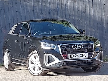 Audi - Q2