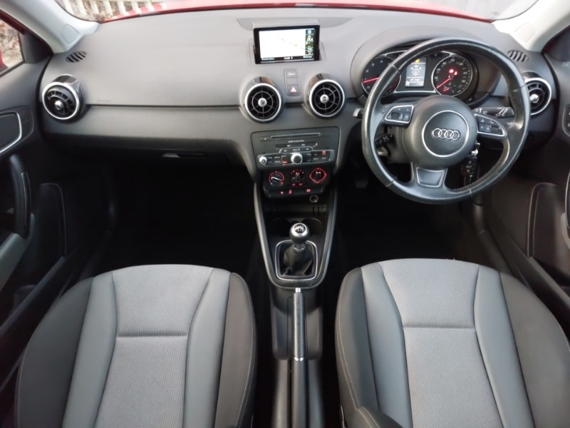 Used Audi A1 2018 for sale - 76982991: Photo 2