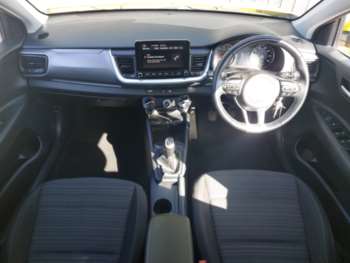 Used Kia Stonic 2023 for sale - 74744381: Photo