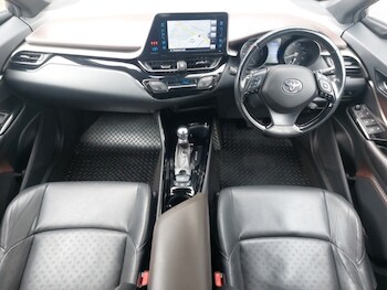 Used Toyota C-HR 2018 for sale - 78151207: Photo