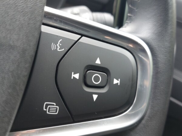 Used Volvo XC40 2020 for sale - 74892282: Photo 12