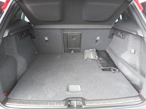 Used Volvo XC40 2020 for sale - 74892282: Photo 8