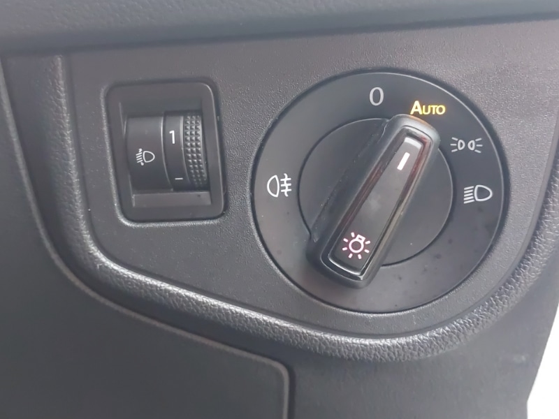 Used Volkswagen Polo 2018 for sale - 76827185: Photo 12