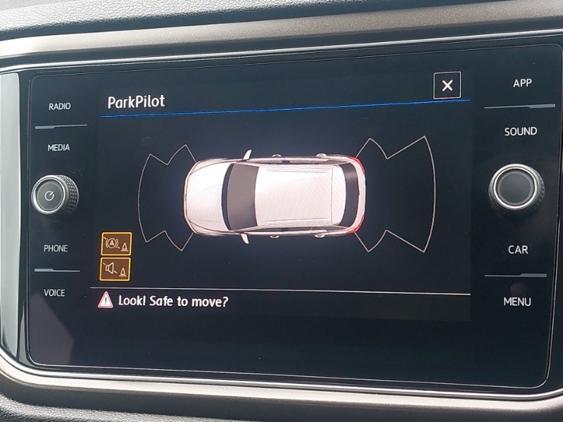 Used Volkswagen T-Roc 2018 for sale - 77252304: Photo 11