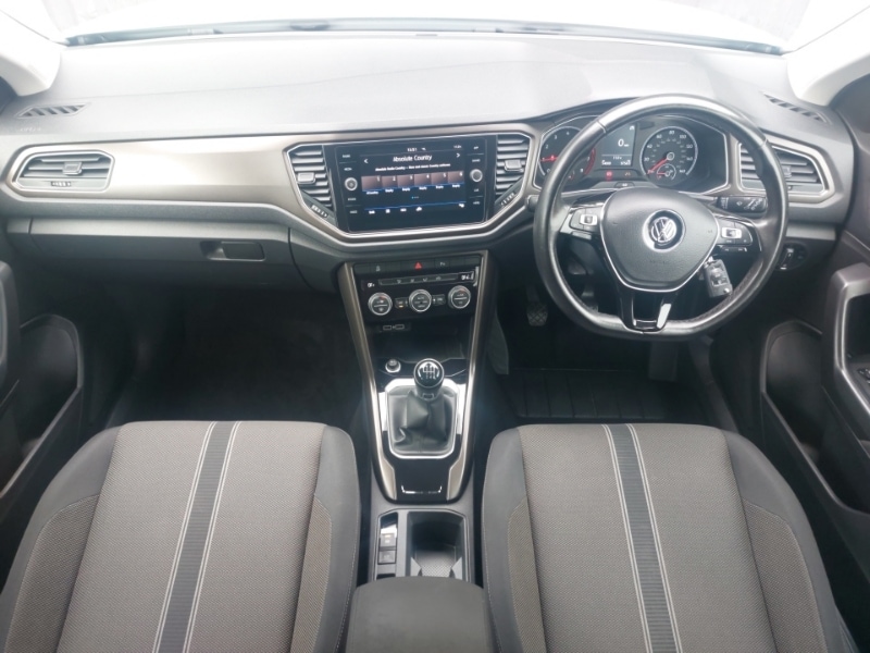 Used Volkswagen T-Roc 2018 for sale - 77252304: Photo 2