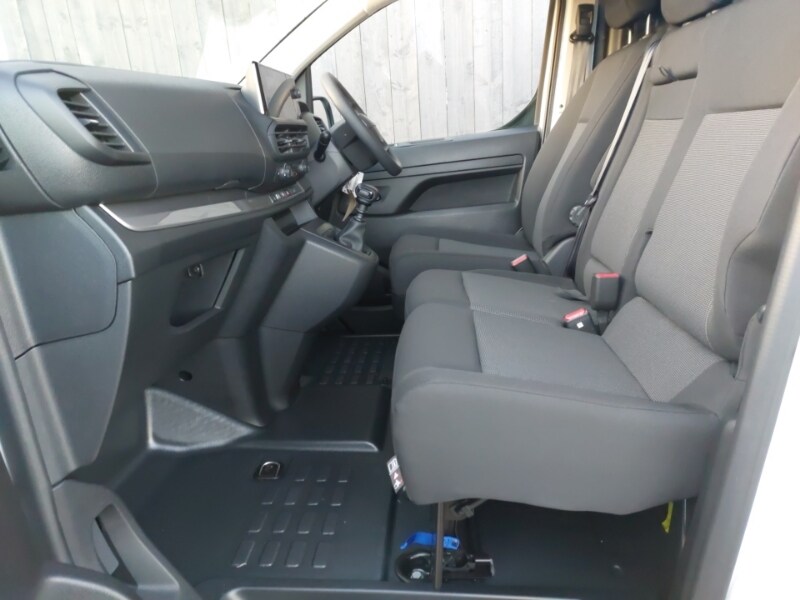 Used Vauxhall Vivaro 2024 for sale - 76721783: Photo 5