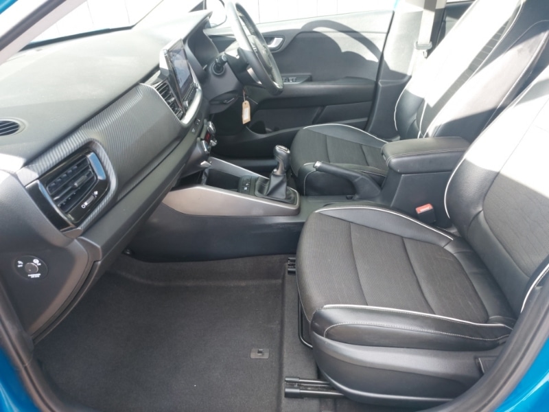 Used Kia Stonic 2022 for sale - 76404044: Photo 5