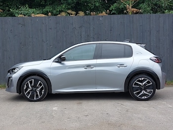 Used Peugeot 208 2026 for sale - 79517640: Photo