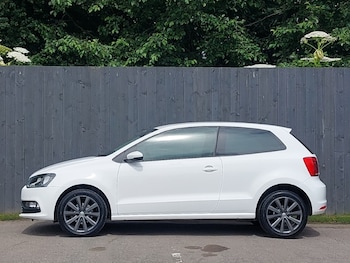 Used Volkswagen Polo 2017 for sale - 79092403: Photo