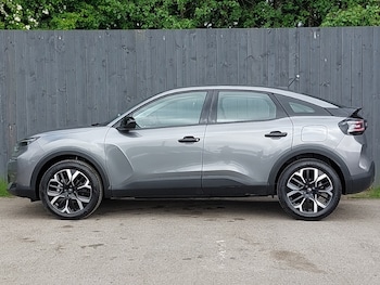 Used Citroen C4 2025 for sale - 74636572: Photo