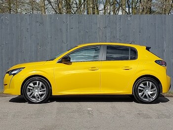 Used Peugeot 208 2023 for sale - 78099319: Photo
