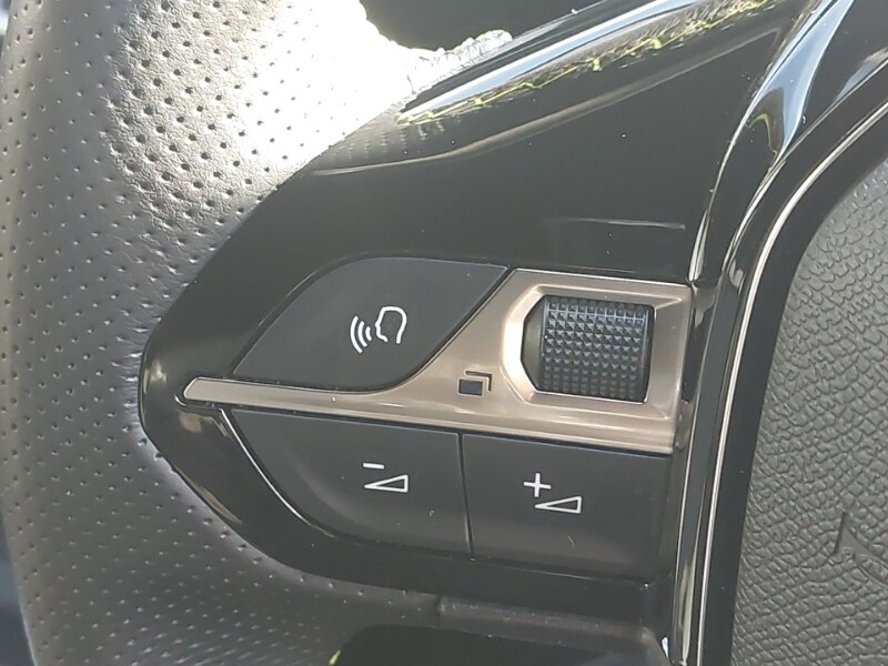 Used Peugeot 2008 2023 for sale - 77731398: Photo 13