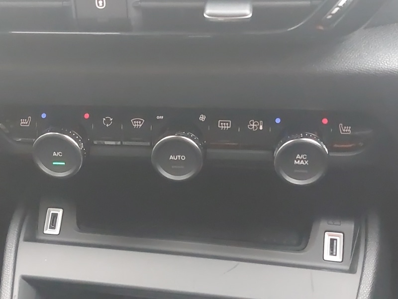 Used Citroen C4 2025 for sale - 76493440: Photo 14