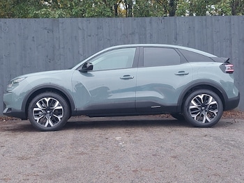 Used Citroen C4 2025 for sale - 76493440: Photo