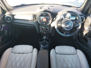 Used MINI Hatch 2019 for sale - 78274857: Photo