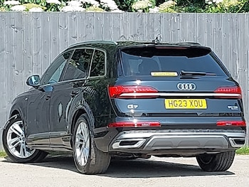 Used Audi Q7 2023 for sale - 79231452: Photo