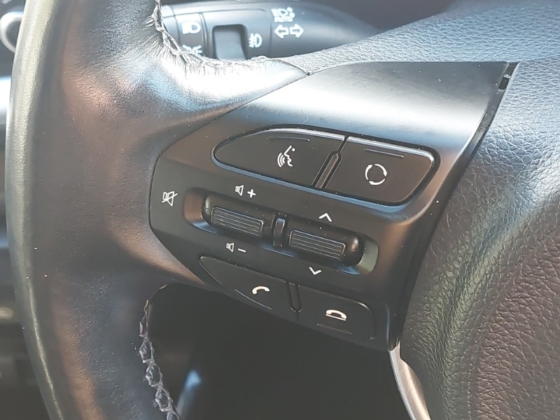 Used Kia Stonic 2019 for sale - 76404051: Photo 13