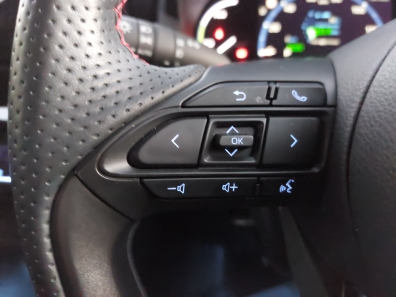 Used Toyota Yaris Cross 2023 for sale - 76644125: Photo 13