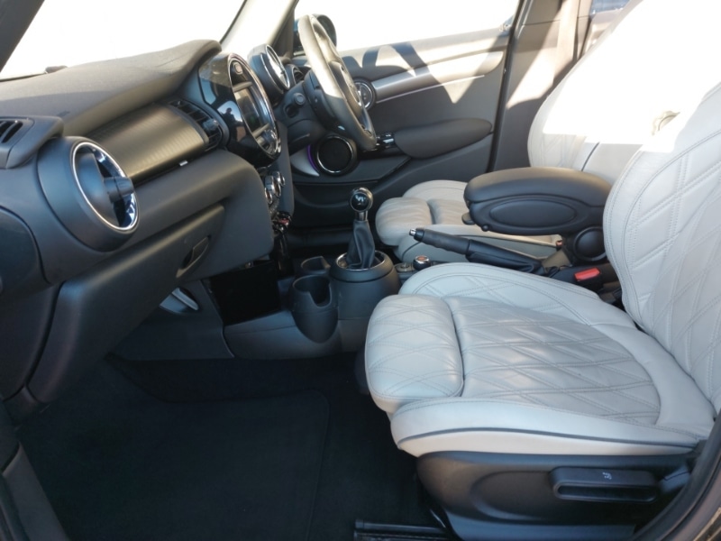 Used MINI Hatch 2019 for sale - 77371289: Photo 5