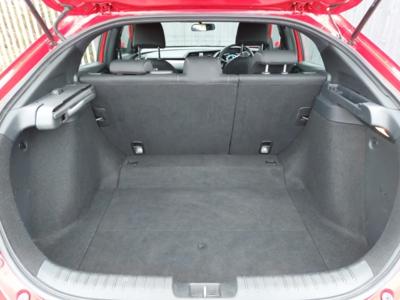 Used Honda Civic 2018 for sale - 76732047: Photo 8