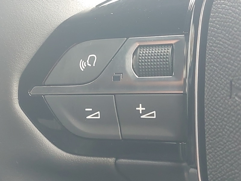 Used Peugeot 2008 2026 for sale - 77606050: Photo 13