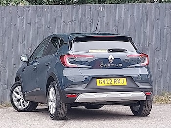 Used Renault Captur 2022 for sale - 77070148: Photo