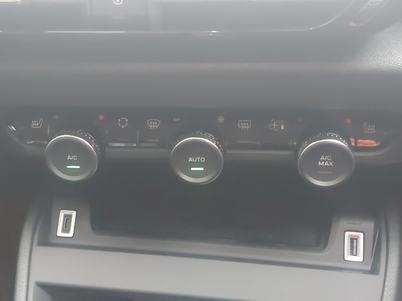 Used Citroen C4 2025 for sale - 76493434: Photo 14