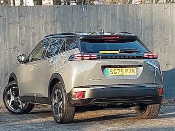 Used Peugeot 2008 2025 for sale - 77241000: Photo