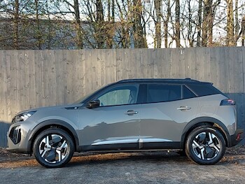 Used Peugeot 2008 2025 for sale - 77241000: Photo