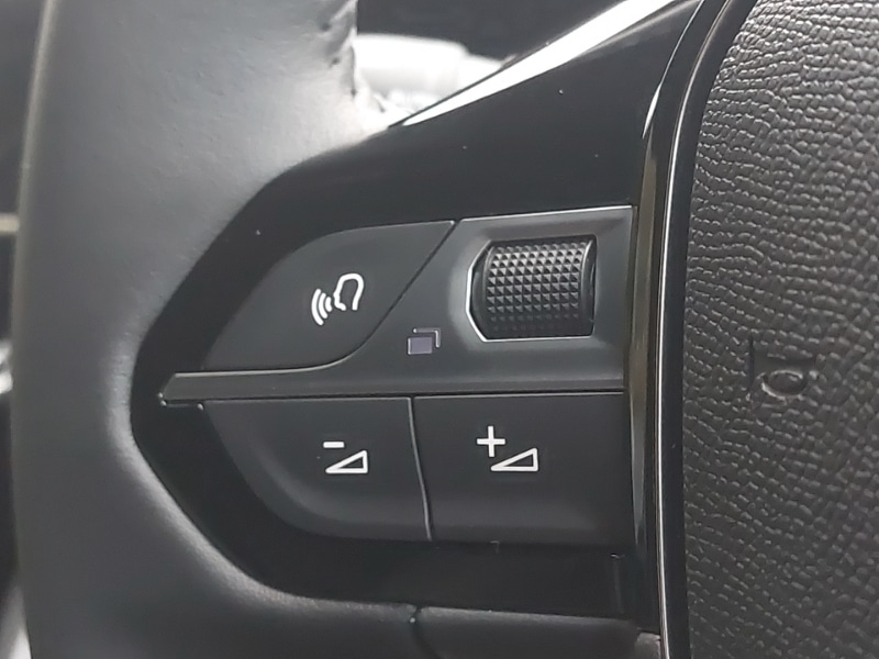 Used Peugeot 2008 2025 for sale - 76940563: Photo 13