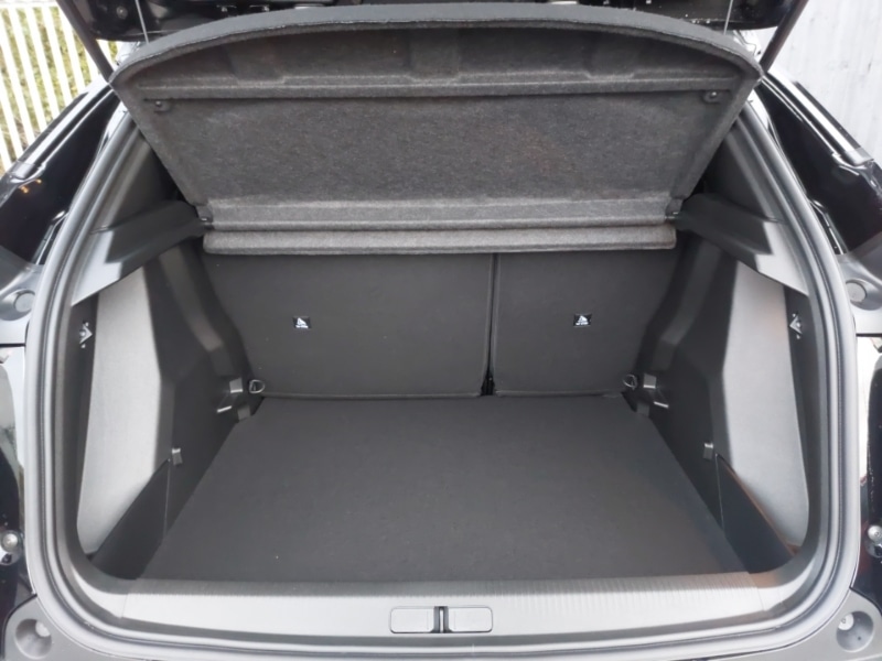 Used Peugeot 2008 2025 for sale - 76940563: Photo 8