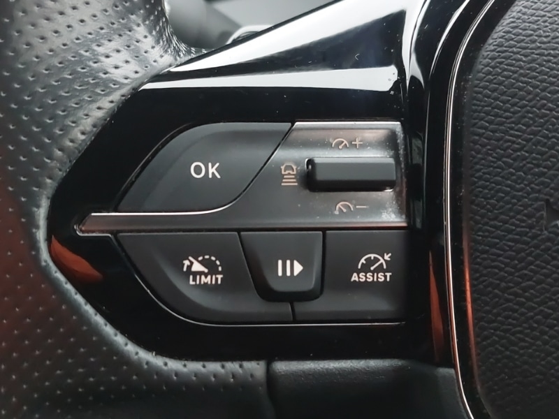 Used Peugeot 308 2022 for sale - 77228885: Photo 15