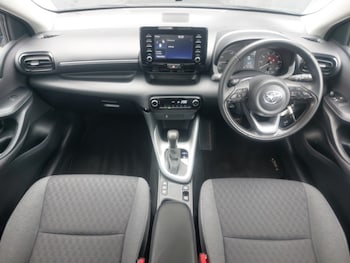 Used Toyota Yaris 2023 for sale - 78953178: Photo