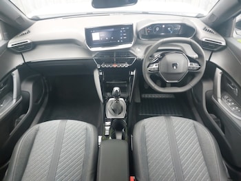 Used Peugeot 2008 2025 for sale - 75455592: Photo