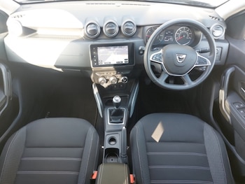 Used Dacia Duster 2022 for sale - 76294298: Photo 2
